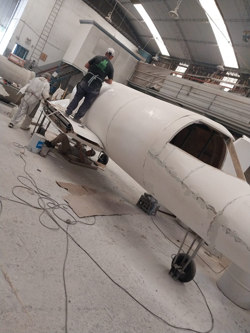 Avión a escala real 17